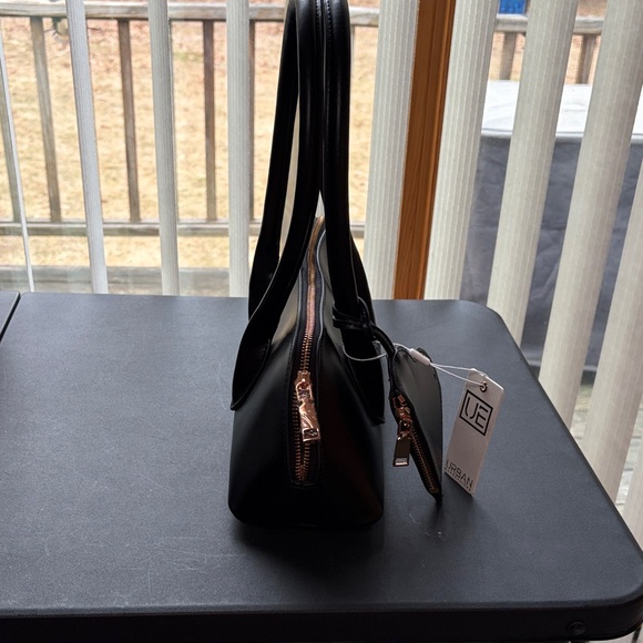 Urban Expressions Black Shoulder Bag with Heart Change Purse - Picture 3 of 9